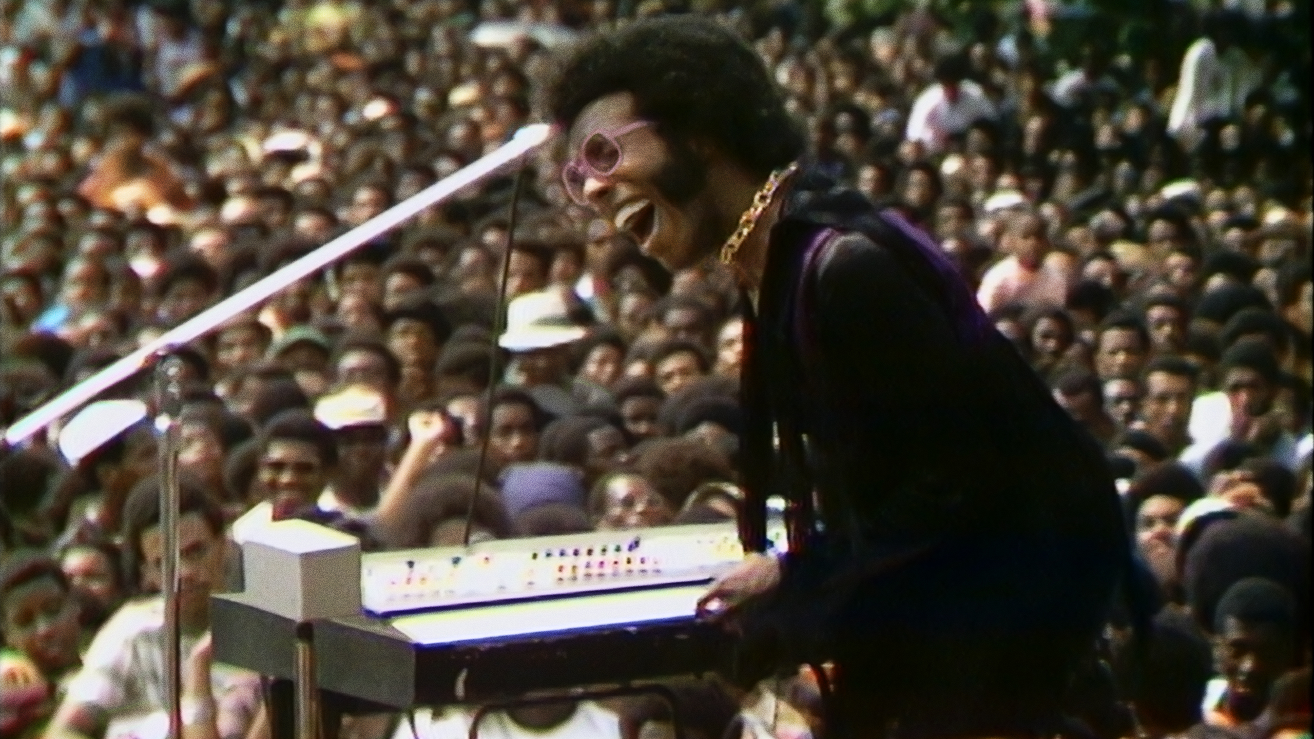 0SUMMER_OF_SOUL_-_Sly_Stone._Courtesy_of_Mass_Distraction_Media_1
